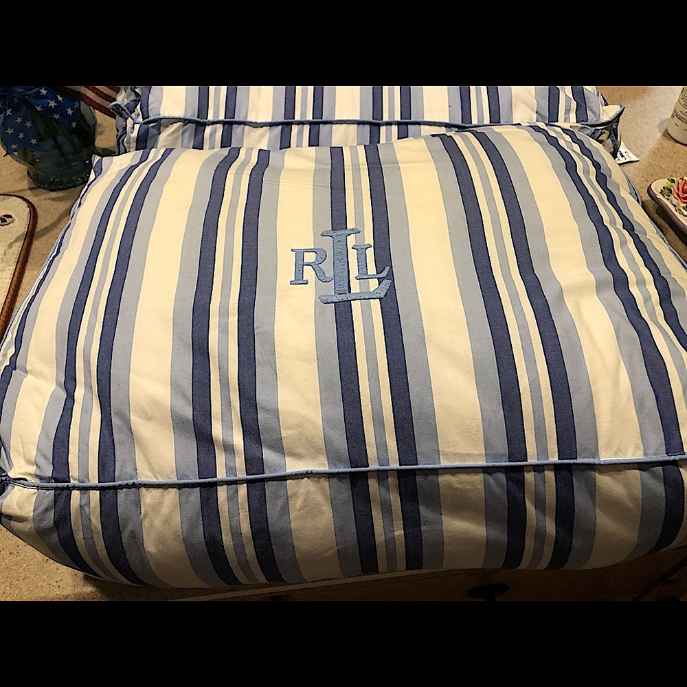 Ralph Loren Down comforters and matching sheets,